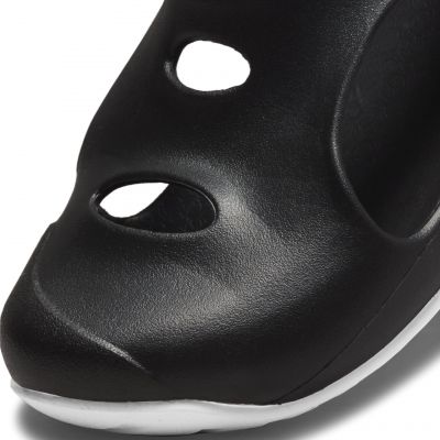 4. Nike Jr. DH9462-001 sports sandals