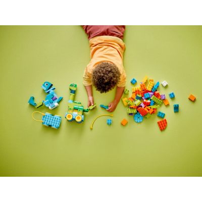 8. LEGO DUPLO 10451 3in1 Dinosaurs on Wheels