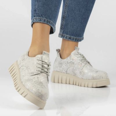 7. Filippo Silver Floral Leather Platform Shoes DP6846