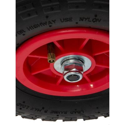 11. ENERO 14 RED PEDAL CAR GO KART