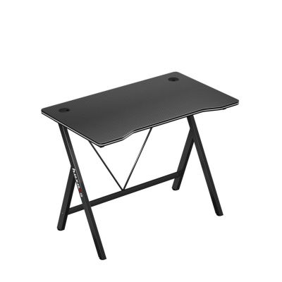 3. Huzaro Hero 1.4 Black Gaming Desk