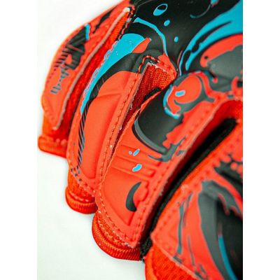 4. Reusch Futsal Grip Gloves M 53 70 320 3333