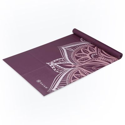 3. Gaiam Cranberry Point 2 MM 63640 yoga mat