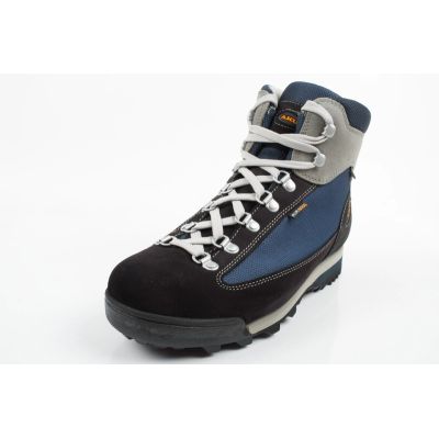 3. Aku Ultralight Gore-tex Women's Hiking Boots, Blue