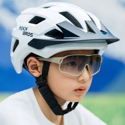 5. Rockbros LK-67 Youth Bike Helmet with Detachable Visor 54–58 cm - White