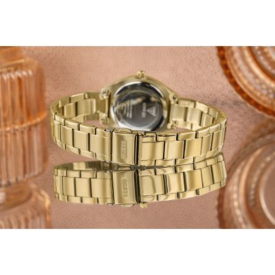 7. Guess Charlotte GW0767L2 Women's Watch + BOX