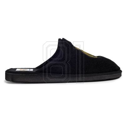 6. Real Madrid M CFRM8 Flip-Flops