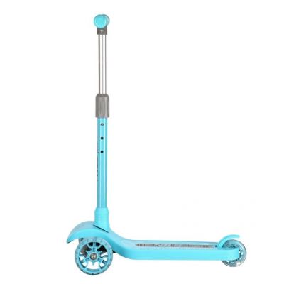 5. Nils Fun HLB09 Led Children's Scooter 16-51-090