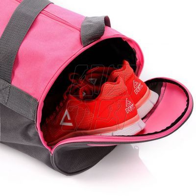 3. Meteor Siggy 25L 74551 Fitness Bag