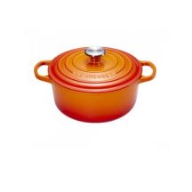 Le Creuset Signature Roaster 24cm Red Round Oven