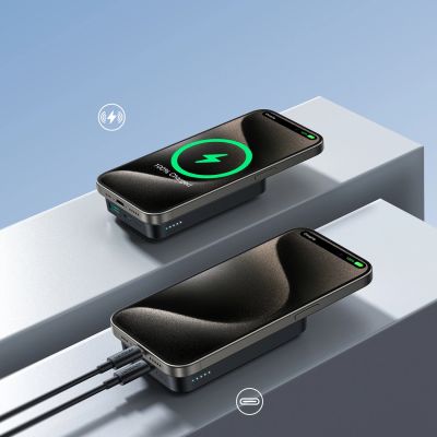 11. Joyroom JR-W020 20W 10000mAh MagSafe Power Bank + USB-C - USB-C 0.25m Cable - Black