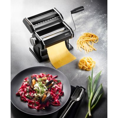 8. Black pasta machine GEFU PASTA PERFETTA G-89426
