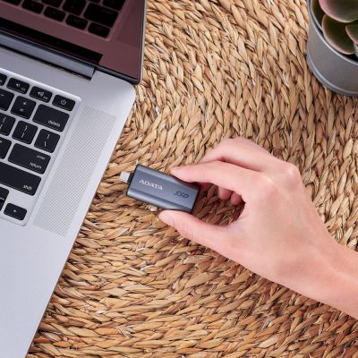 5. Adata SC750 500G USB3.2C External SSD 1050/1000MB/s