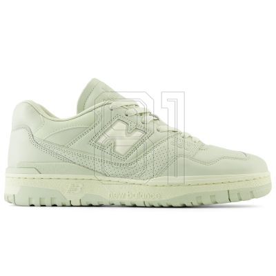7. New Balance unisex BB550MCC shoes