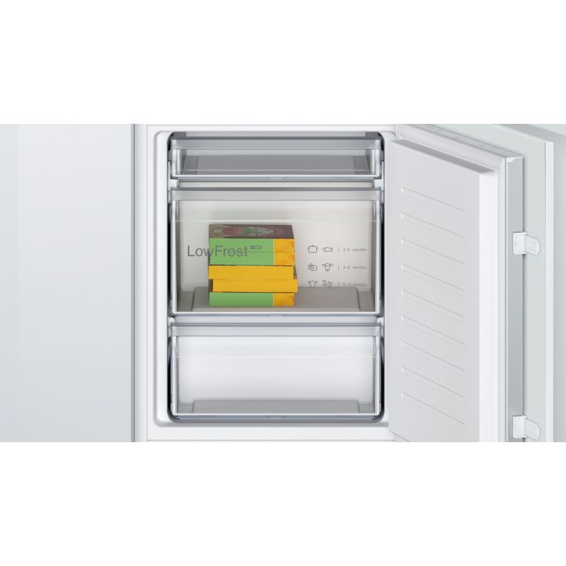 24. BOSCH KIV86NSE0 built-in refrigerator