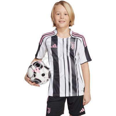 5. adidas Juventus 25/26 Home Jr JN5237 jersey