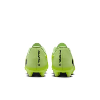 3. Nike Junior Phantom 6 Low Club FG/MG HM9202-800 Football Boots