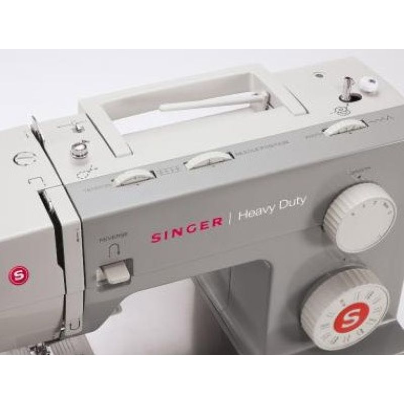 2. Singer SMC 4411 sewing machine