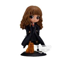 Q POSKET - HERMIONE GRANGER WITH COOKSHANKS