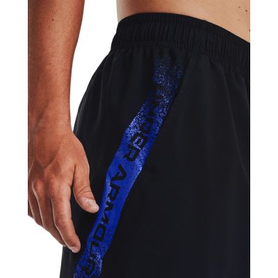 9. Under Armor Woven Graphic Shorts M 1370388-003