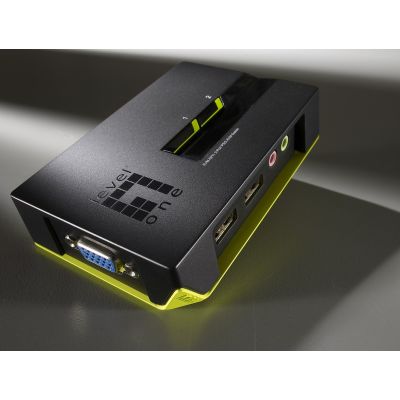 2. LevelOne KVM-0221 KVM Switch Black, Green