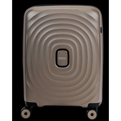 3. SwissBags Echo Cabin Suitcase 55 cm 17782 Champagne