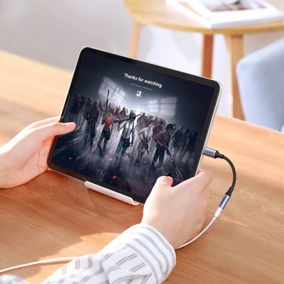 5. Ugreen AV161 adapter for headphones mini jack 3.5 mm (female) / USB-C (male) 10 cm - gray