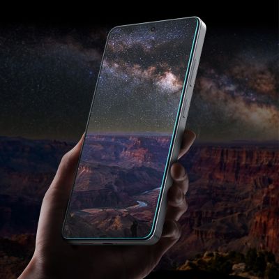 17. Spigen Glas.Tr Ez Fit Pro HD Privacy Glass for Samsung Galaxy S26