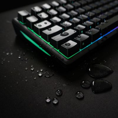 10. Glorious Gaming GMBK 75% USB QWERTY US English Keyboard Black