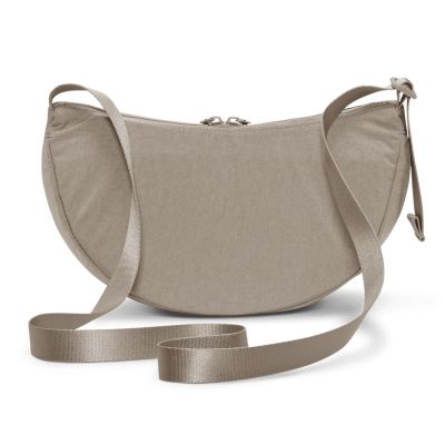3. Nike Aura Shoulder Bag HQ4370-236