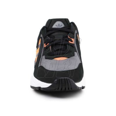 8. Lifestyle shoes Adidas Yung-96 Chasm M EE7227