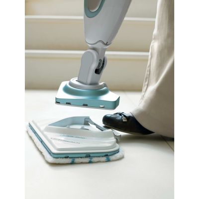 5. Steam mop 1600W 350ml BLACK&DECKER