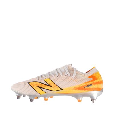 5. New Balance Furon Pro v9 SG NBUF2S2UR Football Boots