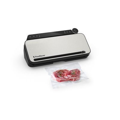 4. FoodSaver VS3190X Vacuum Sealer