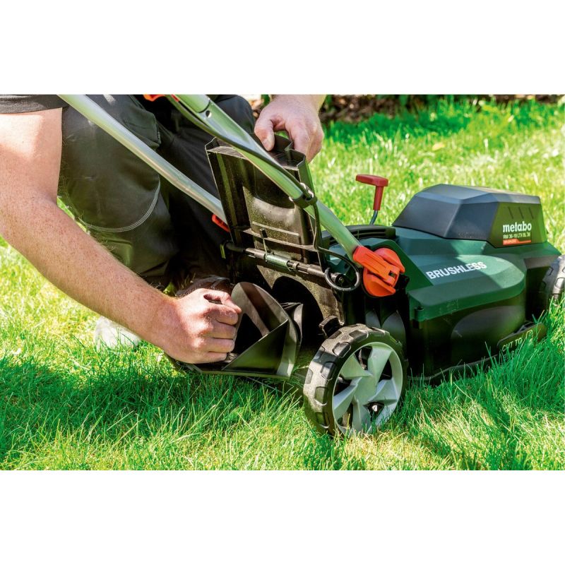 12. Aku RM-36-18 LTX BL 36 601716850 lawn mower METABO