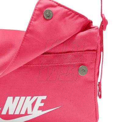5. Nike Sportswear Revel Crossbody Bag CW9300-629