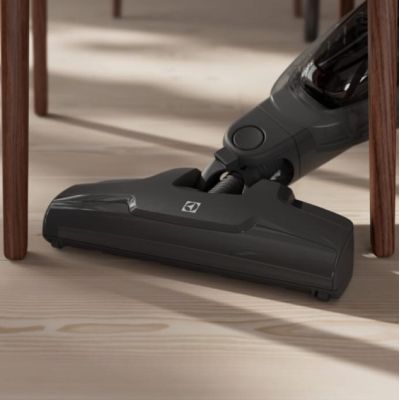 6. ELECTROLUX ES31CB18SH vacuum cleaner