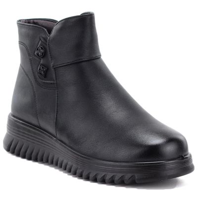 5. Comfortable women's ankle boots with a wedge, black Potocki PT16396