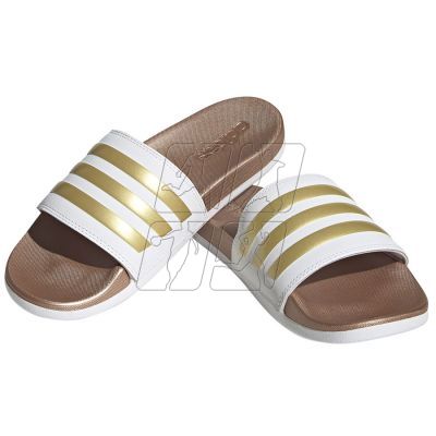 7. Slippers adidas Adilette Comfort W H03618