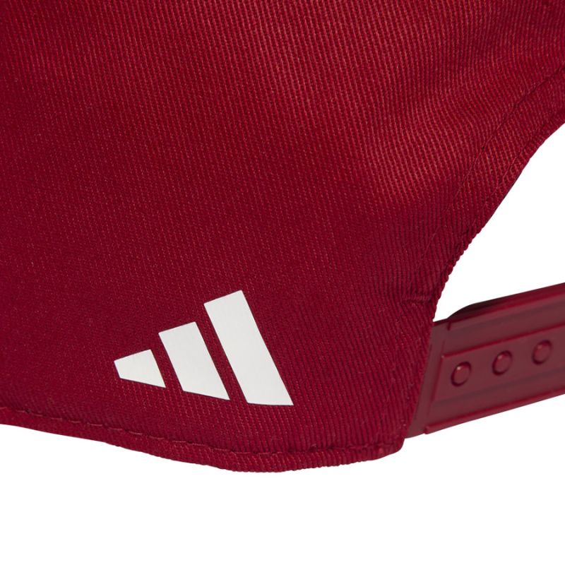 4. adidas Linear KE8259 Cap
