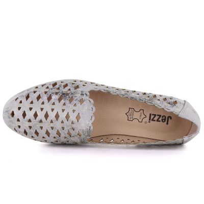 3. Women's openwork gray and silver shoes Jezzi ASA222