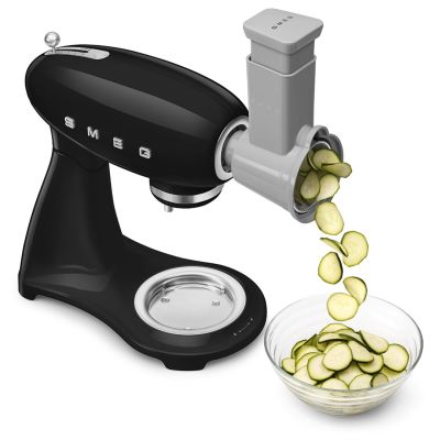 8. SMEG SMF05BLEU food processor