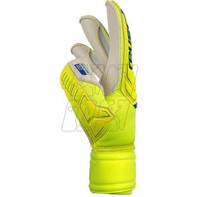 4. Goalkeeper gloves Reusch Attrakt Gold Evolution Cut M 52 70 139 2001