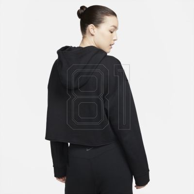7. Nike Yoga Luxe Sweatshirt W DM6981-010
