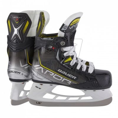 2. Hockey skates Bauer Vapor 3X Jr. 1058346