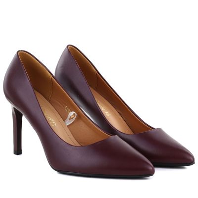 3. Burgundy spic pumps Sergio Leone 1339