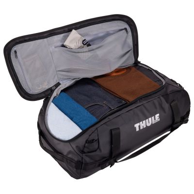 6. Thule Chasm TDSD303 Black Sports Bag 70L Polyester Black