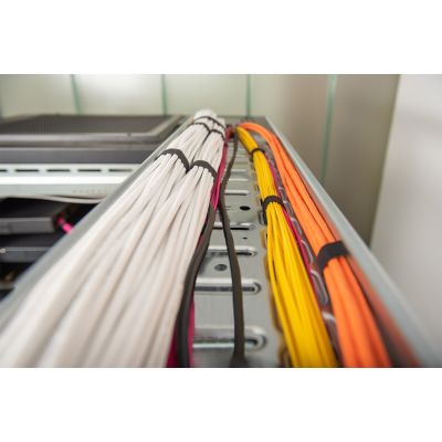 2. Digitus Installation Cable Cat.5e, U/UTP, Eca, AWG 24/1, PVC, 100m, Gray, Carton