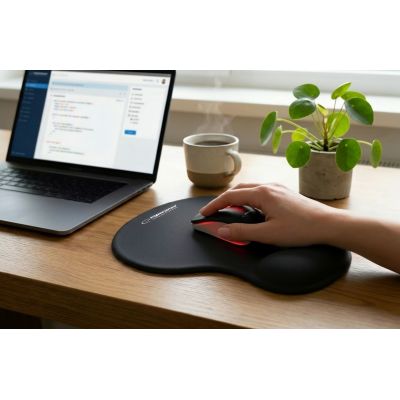 8. Esperanza EA137K Mouse Pad