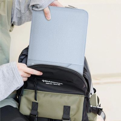 7. Tech-Protect Sleeve Laptop Bag 13-14" - Blue